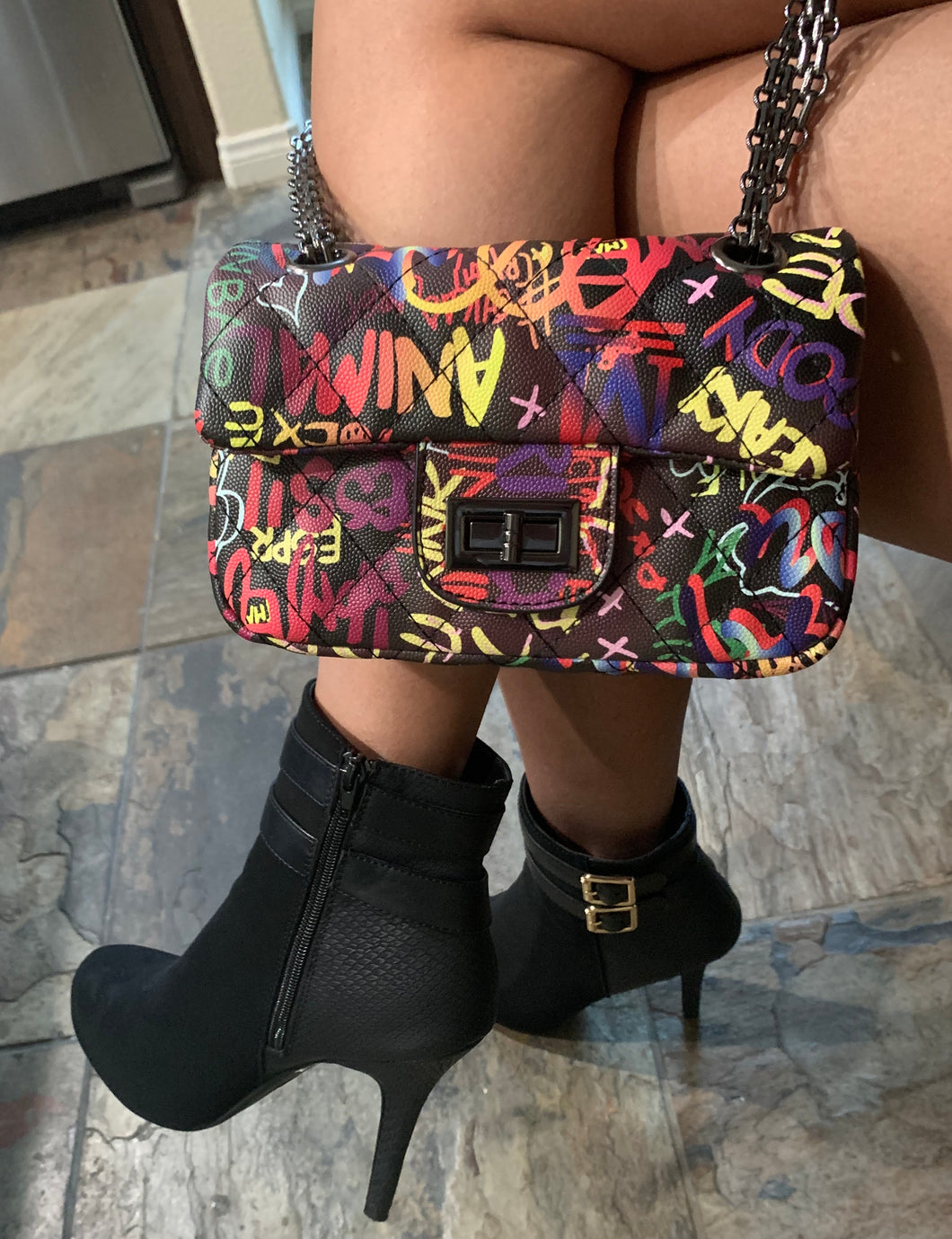 GRAFFITI STYLISH QUILTED CROSSBODY BAG